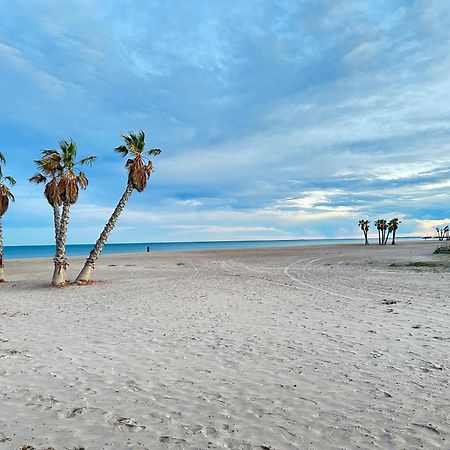 Apartamentos Canet Al Mar. Canet d'En Berenguer Bagian luar foto