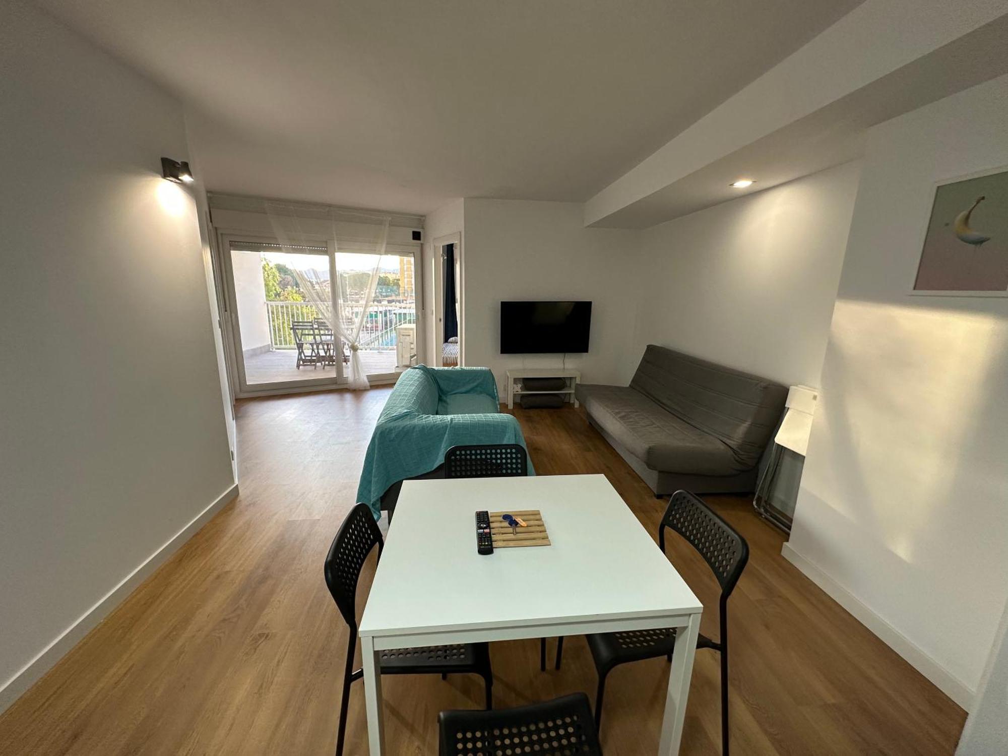 Apartamentos Canet Al Mar. Canet d'En Berenguer Bagian luar foto