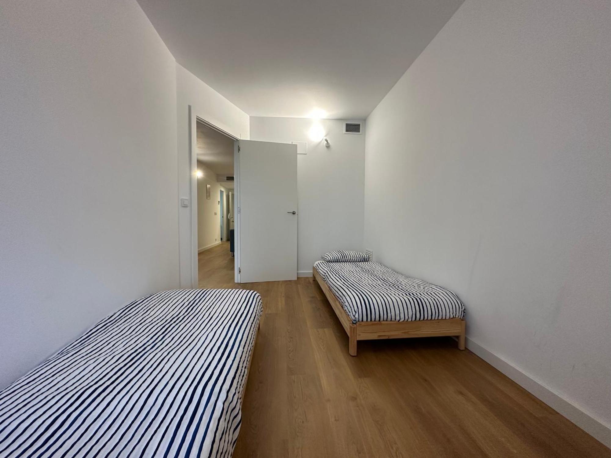 Apartamentos Canet Al Mar. Canet d'En Berenguer Bagian luar foto